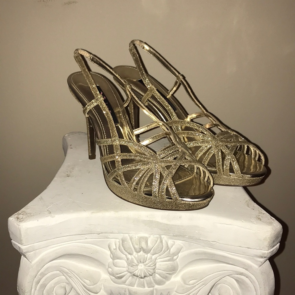 Gold Glitter Sling-backs (Perfect for Prom!)